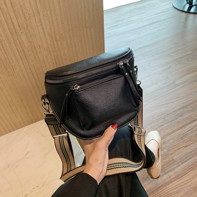 Bag women's bag 2022 new fashion ins Korean version ladies shoulder Messenger bag soft leather small bag casual saddle bag - Image 7