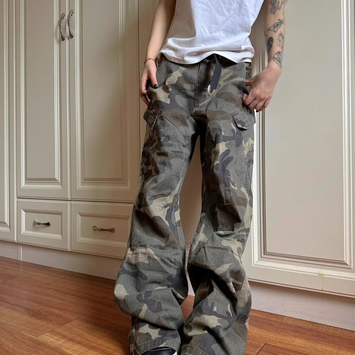 2024 Spring and Autumn Retro Camouflage Pocket Work Jeans Men's Fashion Brand ins Loose Wide Leg Pants Casual Trousers - Image 3