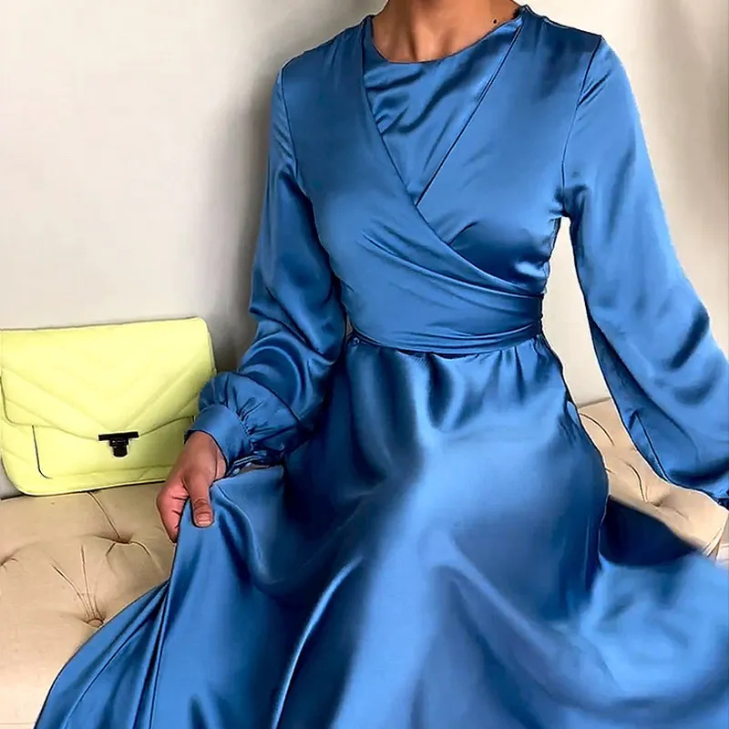 2023 Autumn European and American Amazon cross-border foreign trade new solid color round neck textured high-waist slim long-sleeved dress - Image 3