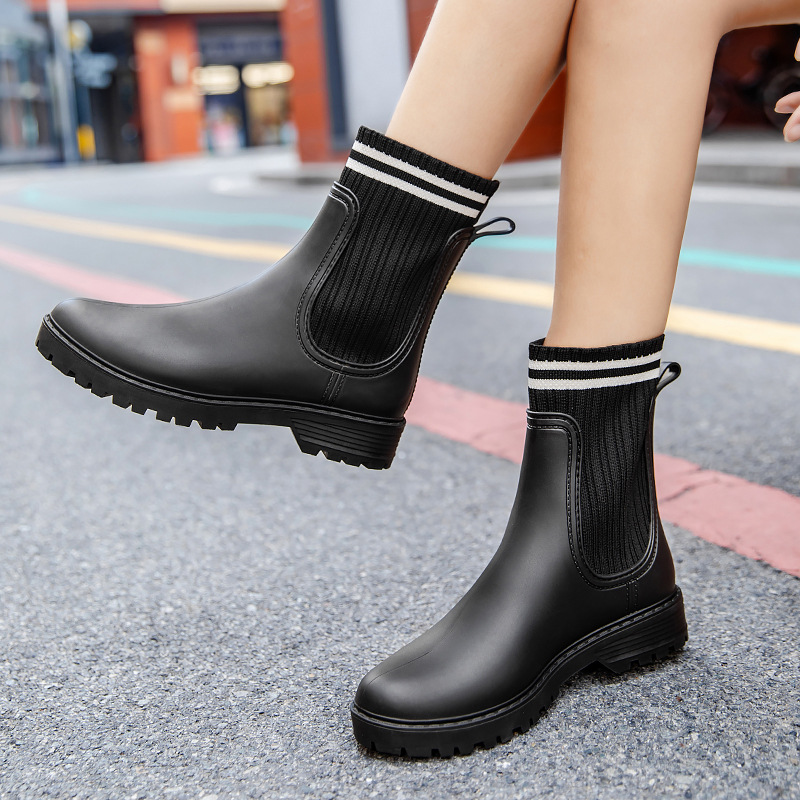Cross-border rain boots women's waterproof rain boots women's outdoor new water shoes Japanese waterproof wear-resistant water shoes thick-soled rubber shoes women - Image 2