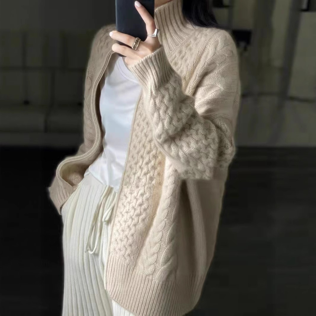 Heavyweight new autumn/winter wool cardigan for women, thickened pure wool zipper collar sweater, loose-fitting wool coat. - Image 2