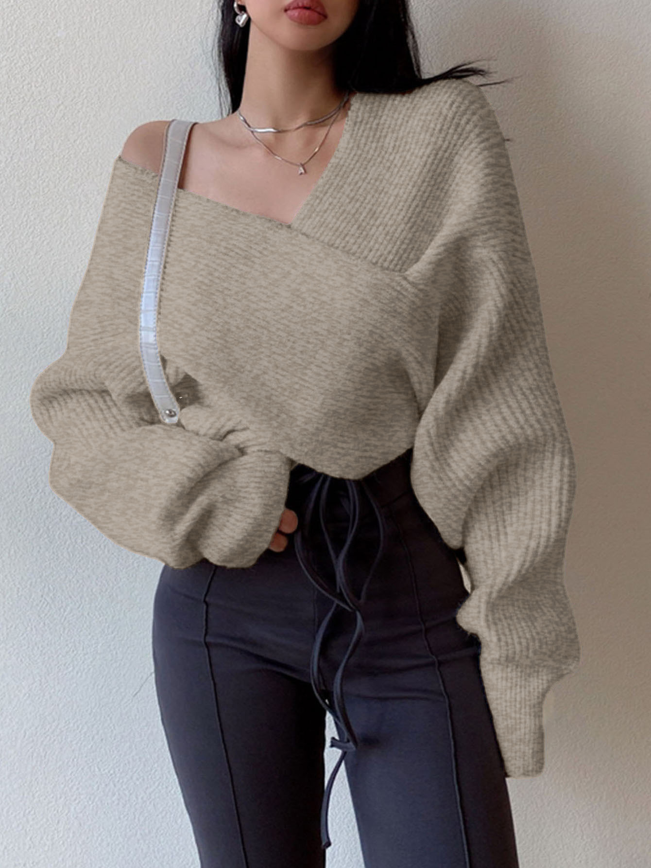 European and American cross-border autumn and winter off-shoulder crossover irregular sweater women's new loose short base knitwear - Image 14