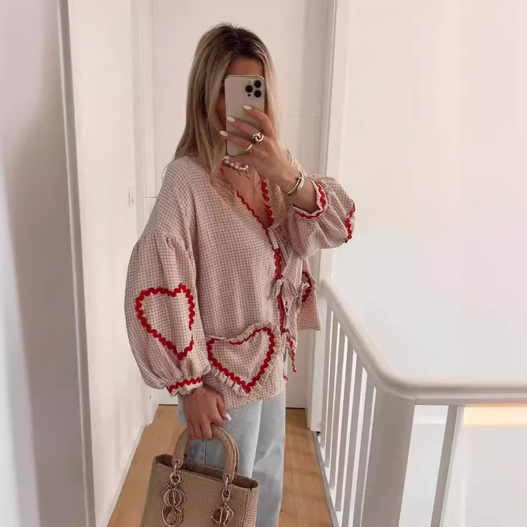 GY25071 Fashion contrast color plaid lantern sleeve top - Image 4