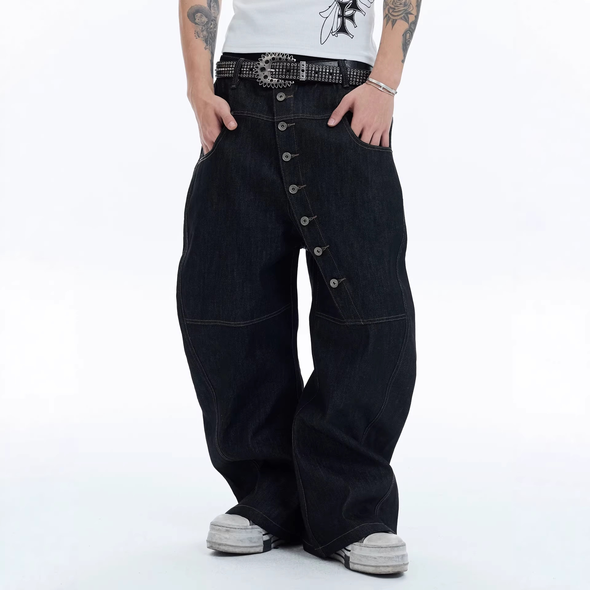 Button-Detail Jeans - Image 2