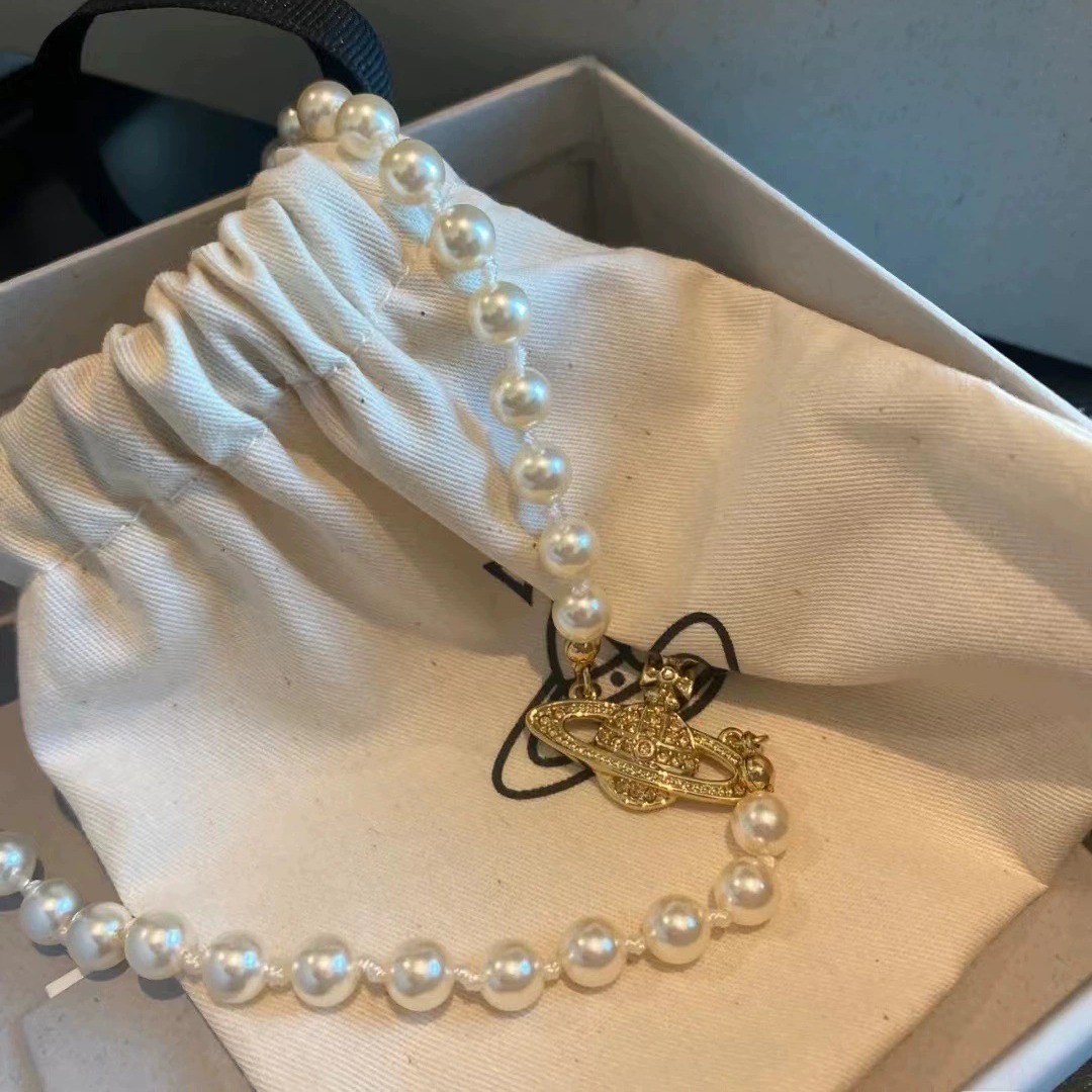 Retro trendy brand diamond-encrusted Saturn pearl necklace for women, popular online, light luxury, Xijia full diamond planet clavicle chain necklace. - Image 2