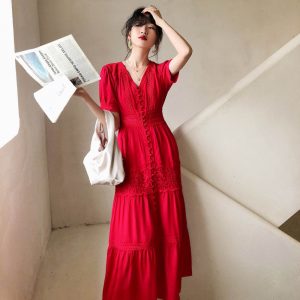 2025 Summer New Style Elegant Travel Dress, Slimming and Stylish, French V-Neck, Perfect for Summer Beach Vacations (F550)