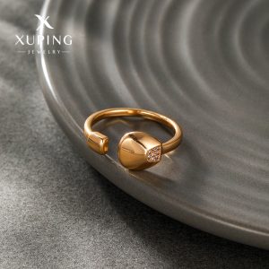 Xuping's new fashionable women's open ring, adjustable, unique design, simple and versatile index finger ring.
