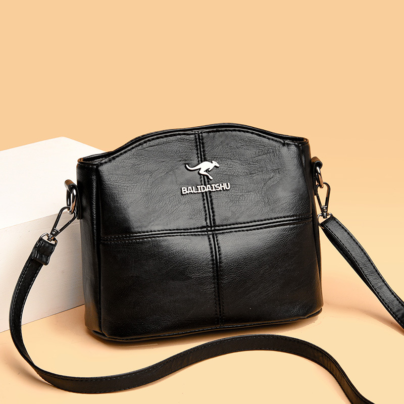 Cross-border women's bag 2023 new splicing middle-aged women's bag single mouth one shoulder Messenger bag trendy mother middle-aged bag wholesale - Image 8