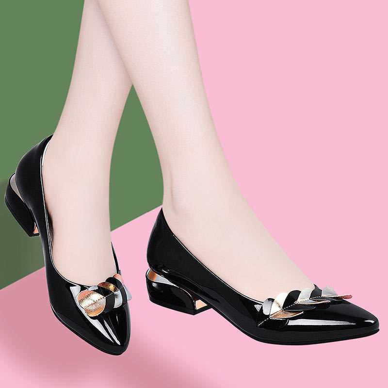 Shallow mouth single shoes for women with thick heels 2022 summer new leather shoes pointed toe soft sole flat shoes versatile work shoes for women black - Image 8