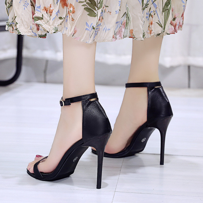 High-heeled sandals women's European and American style 2022 summer new fashion simple thin-heeled one-piece open-toe sandals - Image 4