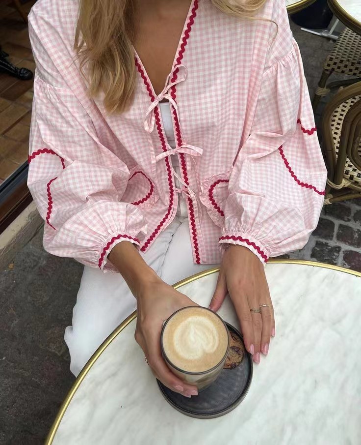 GY25071 Fashion contrast color plaid lantern sleeve top - Image 8