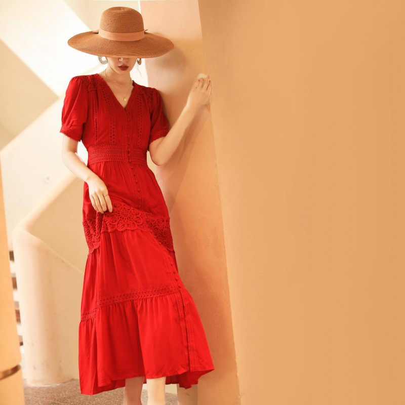 2025 Summer New Style Elegant Travel Dress, Slimming and Stylish, French V-Neck, Perfect for Summer Beach Vacations (F550) - Image 2