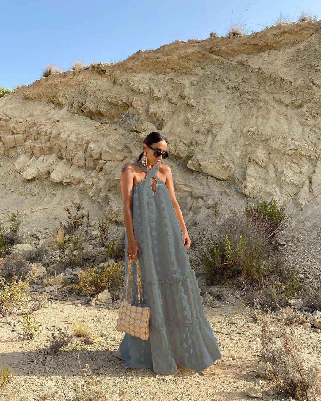 2023 Fashion Halter Three-dimensional Flower Floor-Mopping Cake Dress Cross-border Supply European and American Foreign Trade Lace Long Dress - Image 9