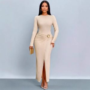 New sexy and alluring high-neck long-sleeved dress for women, new style, slim fit, pleated bodycon maxi skirt, European and American style.