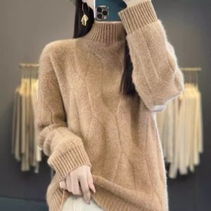 Women's Loose-Fit Semi-High-Neck Cable-Knit Sweater