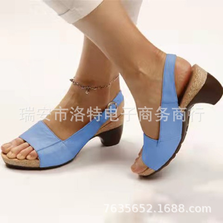 Independent station foreign trade new 2022 spring fish mouth clip toe beach women's thick heel sandals large size 35-43 women's shoes - Image 8