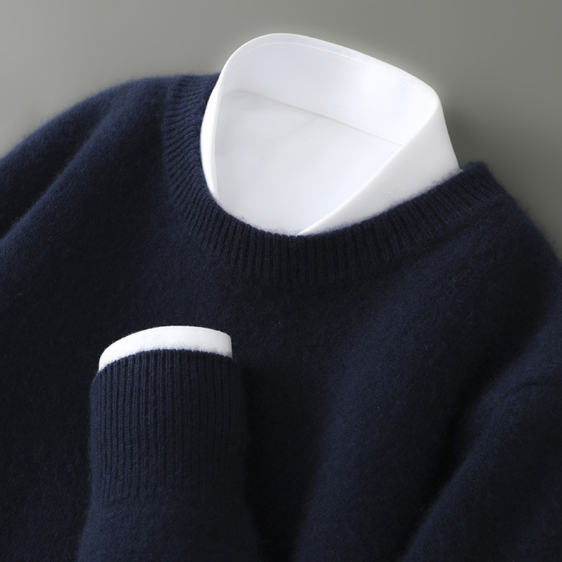 Men's high-neck, thick, loose-fitting pullover sweater/knitwear base layer. - Image 14