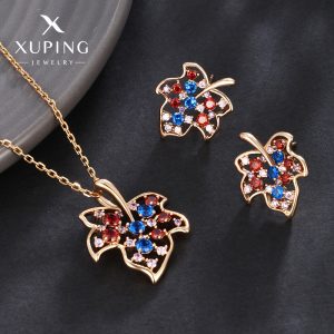 Xuping Colored Artificial Gemstone Maple Leaf Earrings, Pendant Necklace, Women's Jewelry Set with a Touch of Luxury