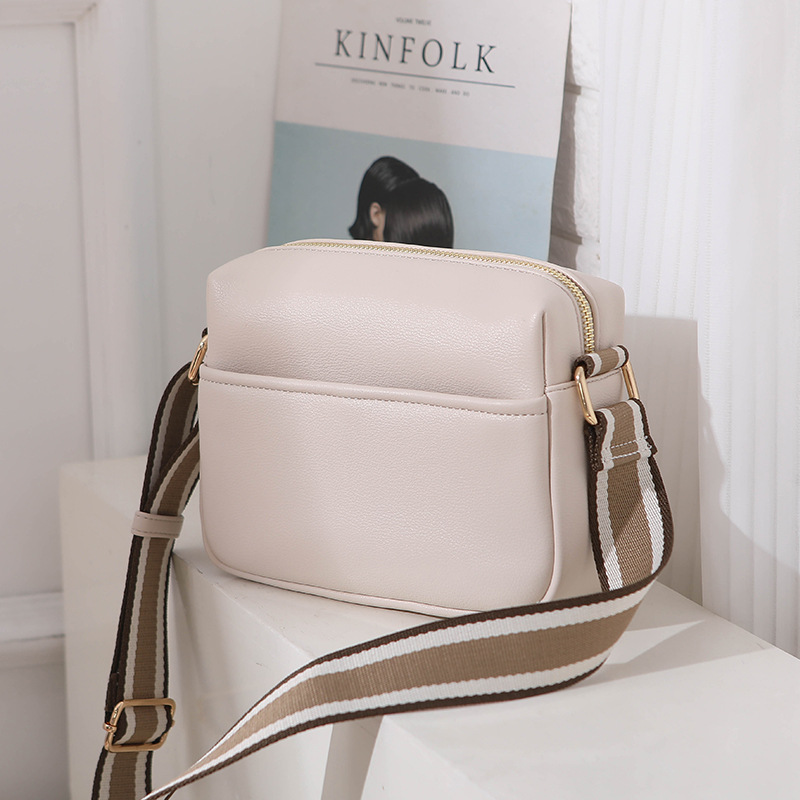 Trendy women's bags 2022 new cross-border foreign trade pure color PU Messenger bag small bag spot ladies shoulder small square bag - Image 7