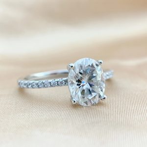 Women's Oval Ring