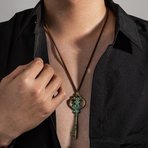 New European and American cross-border style alloy hollow crown key pendant Korean velvet retro style men's long necklace