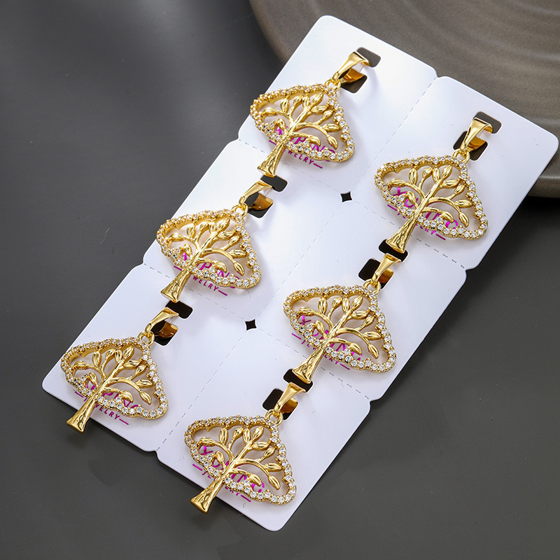 Xuping's new European and American cross-border artificial gemstone hollow tree necklace pendant, a casual and unique design. - Image 4