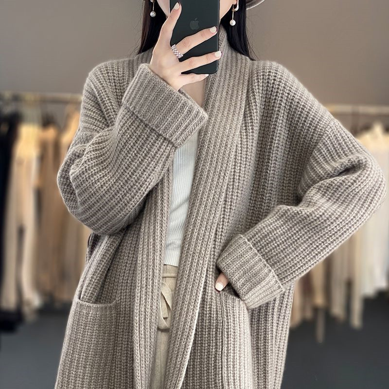 Cross-border Amazon Autumn/Winter New Women's Thick Solid Color V-neck Knitted Cardigan Loose Coat Cross-border Amazon - Image 3