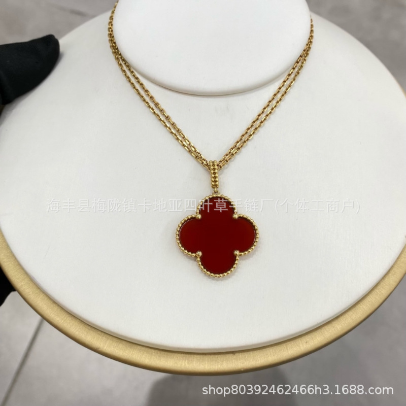 Vanke high-end four-leaf clover necklace for women, thickly plated with 18k rose gold and red agate, CNC engraving craftsmanship. - Image 3