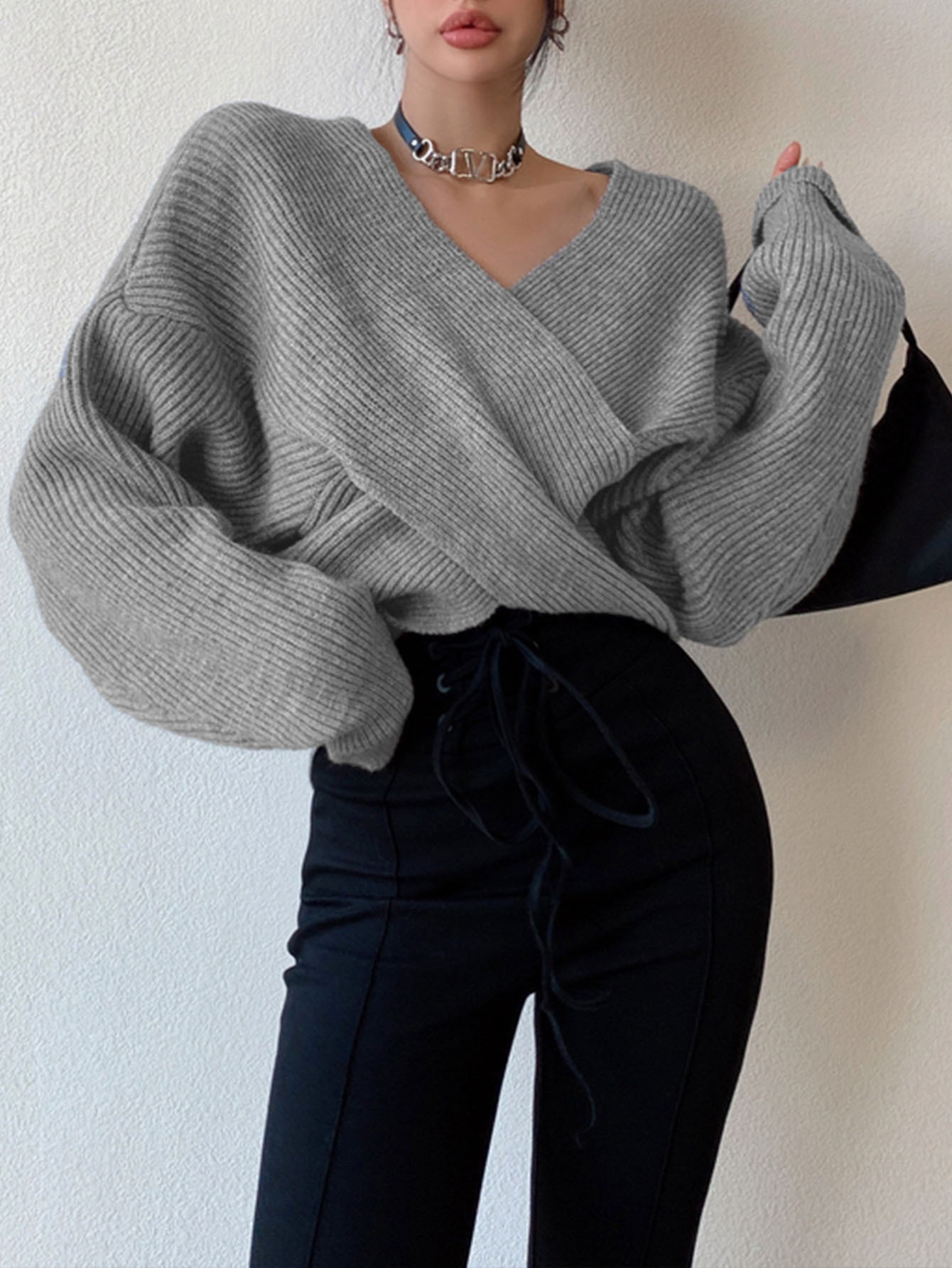 European and American cross-border autumn and winter off-shoulder crossover irregular sweater women's new loose short base knitwear - Image 13