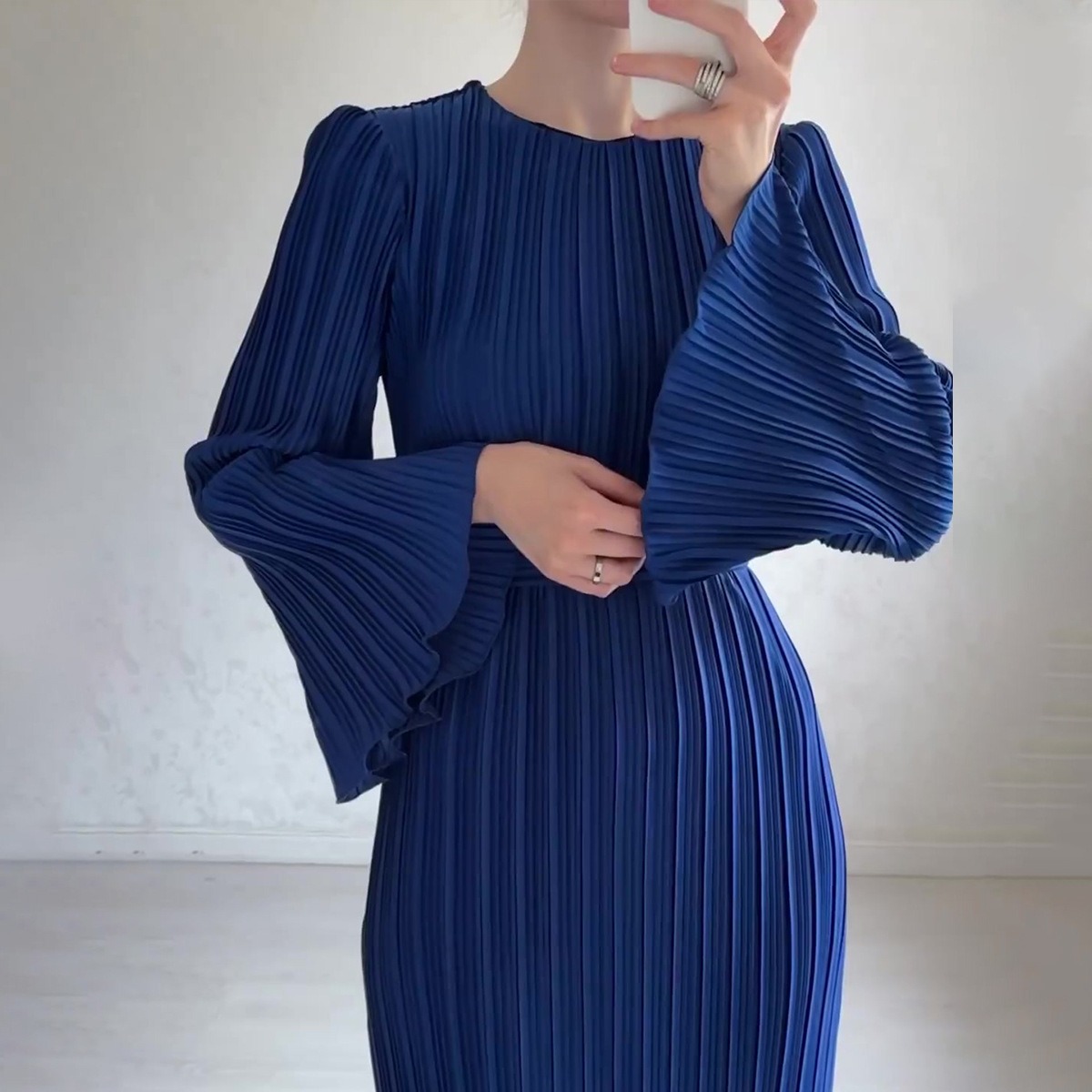 Amazon European and American clothing 2023 new autumn long skirt temperament pleated bell sleeve mid-length dress - Image 12