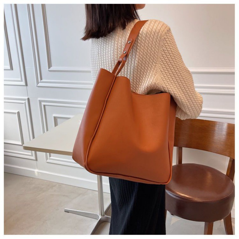 Fashionable Korean version of the tote bag texture large-capacity bag women about retro mommy bag single shoulder bag remedial bag independent station - Image 3