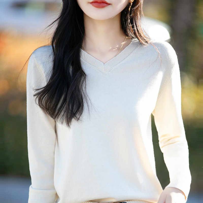 100% Cotton Spring New V-Neck Knitted Long-Sleeved Soft Loose Pullover Simple Solid Color Stylish Base Layer Women's Clothing - Image 14