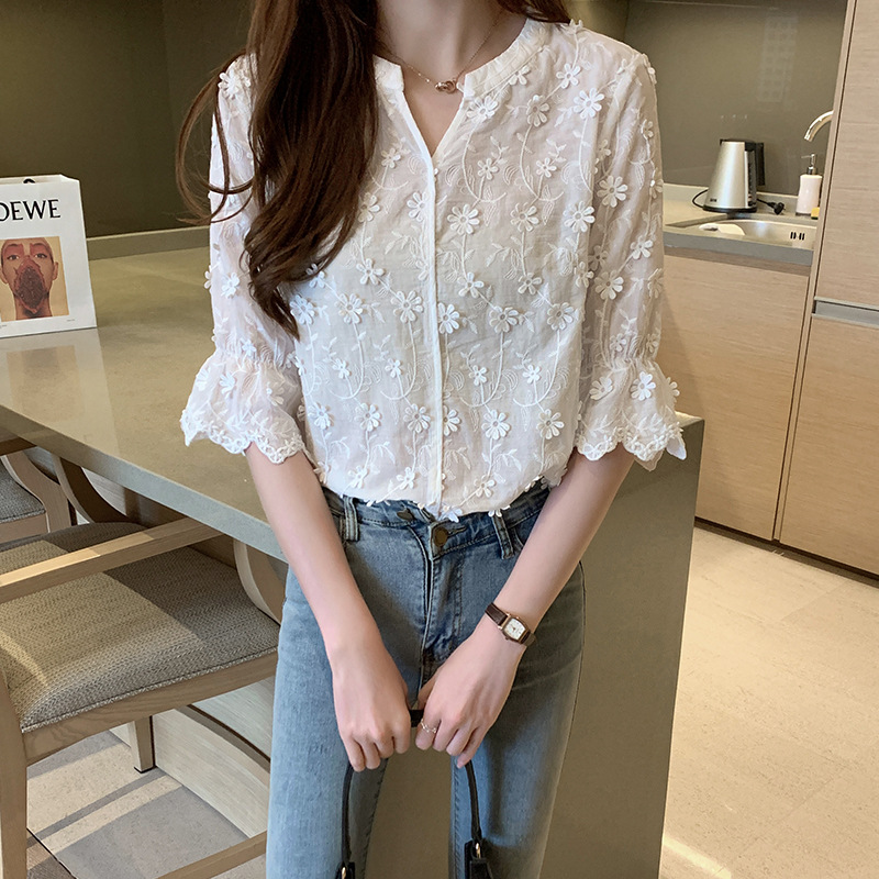 Shirt women's 2023 summer new Japanese embroidered V-neck shirt with flared mid-sleeve fashion slim bottoming top trend - Image 4