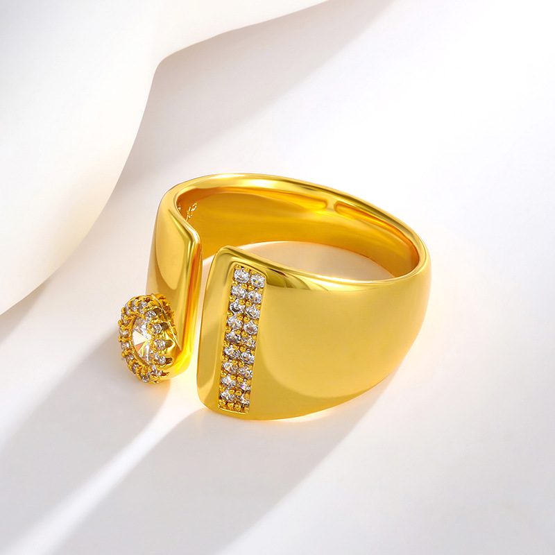 Xuping Jewelry: Luxury Geometric Rings, Niche Designs, Fashionable Rings, European and American Style, Cross-border Minimalist Elegant Jewelry Wholesale - Image 4