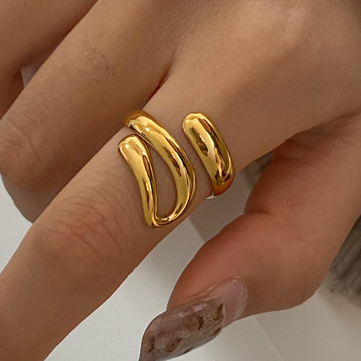 Xia Ling Cross-Border Fashion Open Ring, Stainless Steel Vacuum Plated 18K Gold, European and American Simple Fashion Jewelry - Image 2
