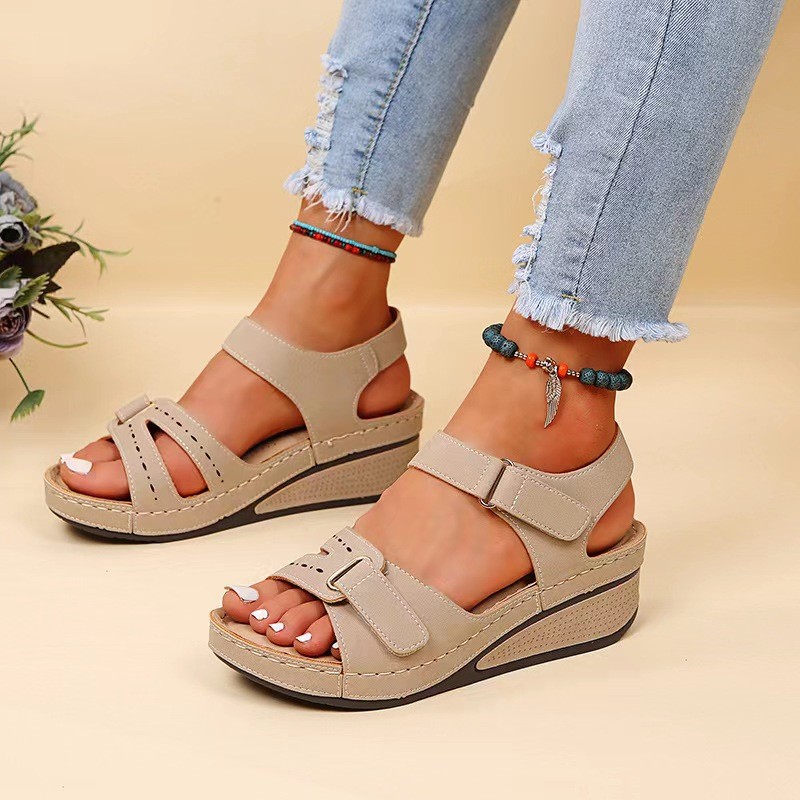 2023 new large size fish mouth casual sandals Amazon hot style Roman style sandals women's outerwear Velcro shoes - Image 4