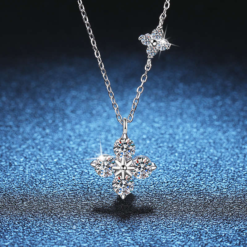 S925 Sterling Silver Four-Leaf Clover Clavicle Necklace with 1.2 Carat Moissanite Pendant - High-End Style, Niche Luxury, Colorfast - Image 2