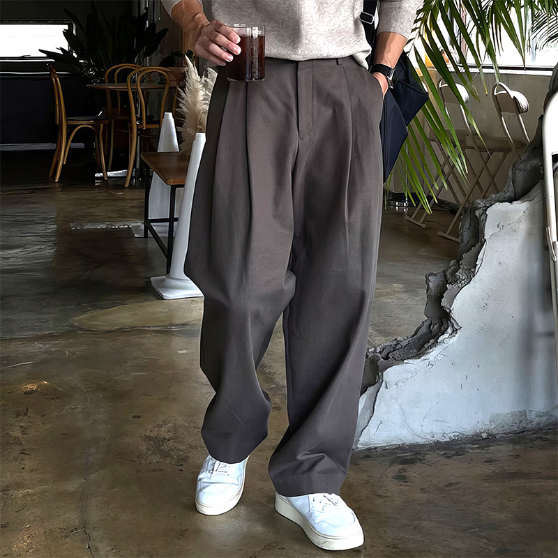 Dark gray double-pleated men's dress pants, spring and autumn style, Hong Kong retro niche design, casual pants, loose straight leg with drape.