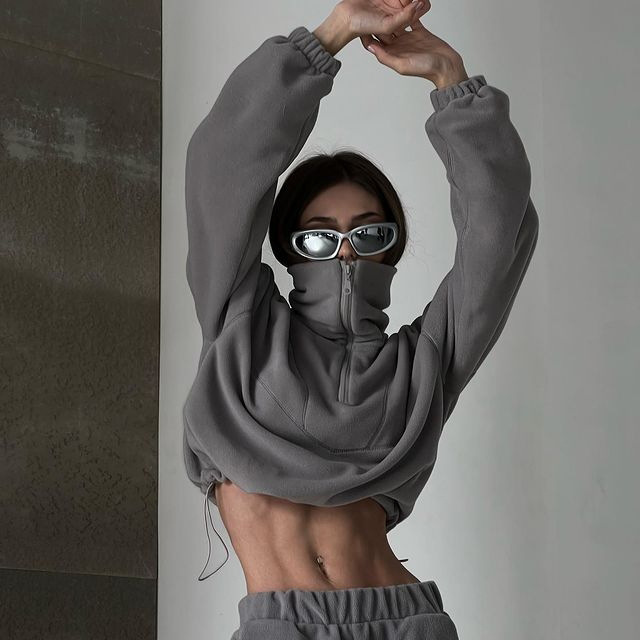 Spot European and American fleece stand-up collar sweater ins loose casual sexy long-sleeved short sweater hem drawstring - Image 5