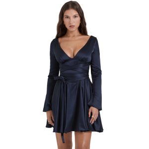 European and American style autumn and winter new cross-border women's fashionable V-neck sexy backless strappy waist-slimming dress for women