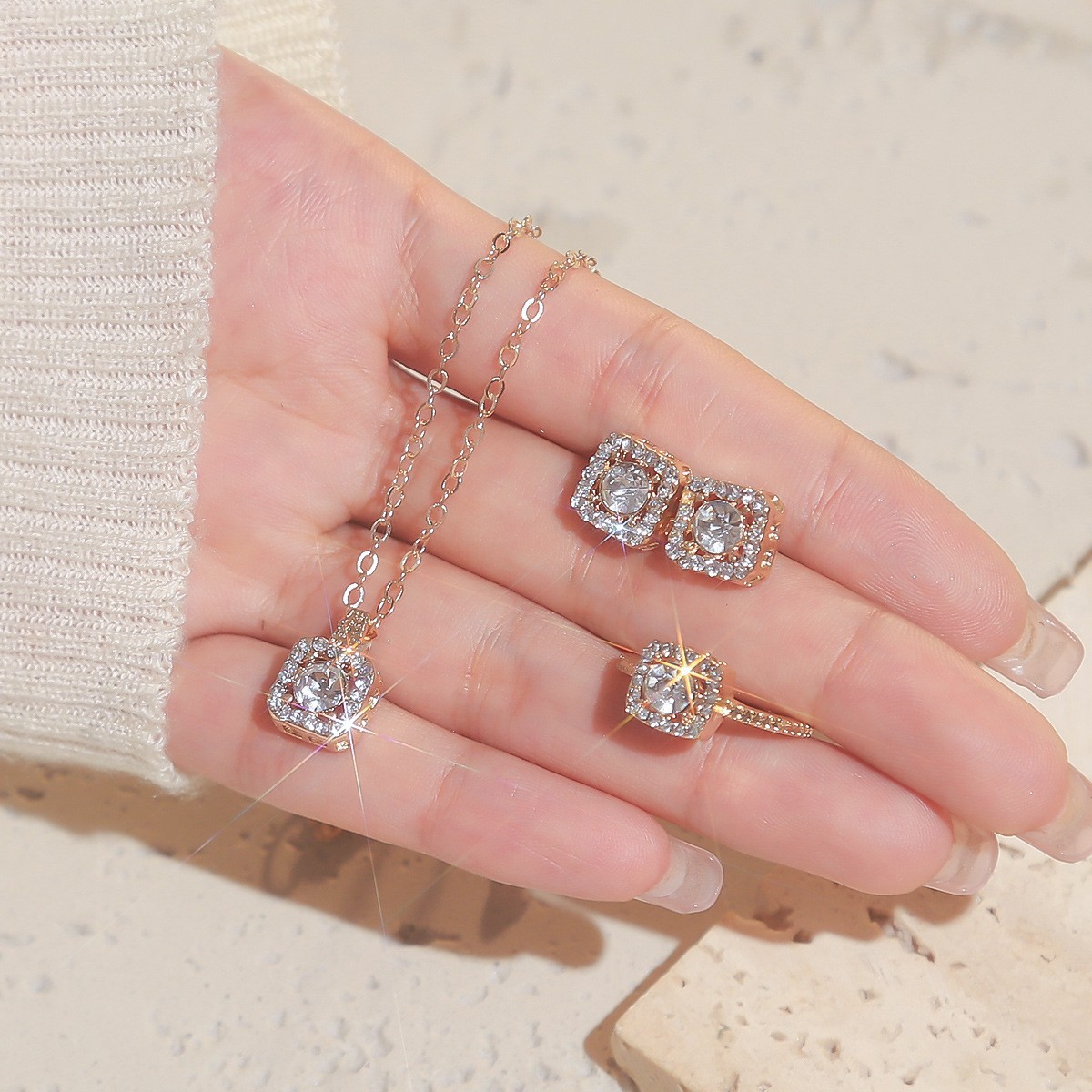 Small sugar cube colorfast pendant necklace, versatile and high-end jewelry set for women, three pieces including earrings and rings. - Image 4