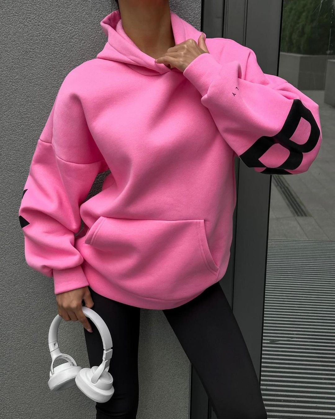 2023 new Amazon cross-border European and American fashion printing thickened versatile long-sleeved loose hooded sweatshirt for women - Image 7