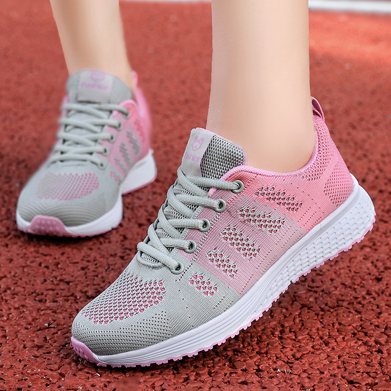 Spring and summer middle-aged and elderly walking shoes, middle-aged mother's sports shoes, women's mesh soft sole non-slip casual travel running shoes - Image 3