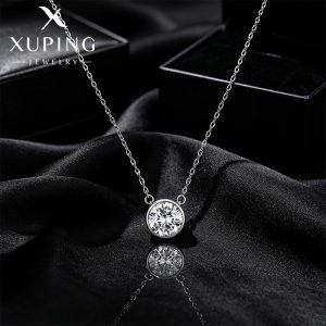 Round Zircon Pendant Necklace