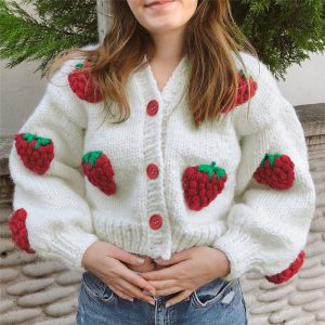European and American style 2021 autumn and winter new women's fashion design single-breasted V-neck knitted cardigan strawberry long-sleeved sweater