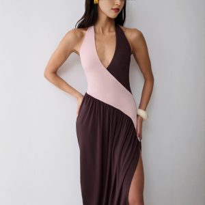 European and American style color-blocked halter neck dress, V-neck color-blocked pleated slit long vacation dress for women, summer and autumn, Amazon.