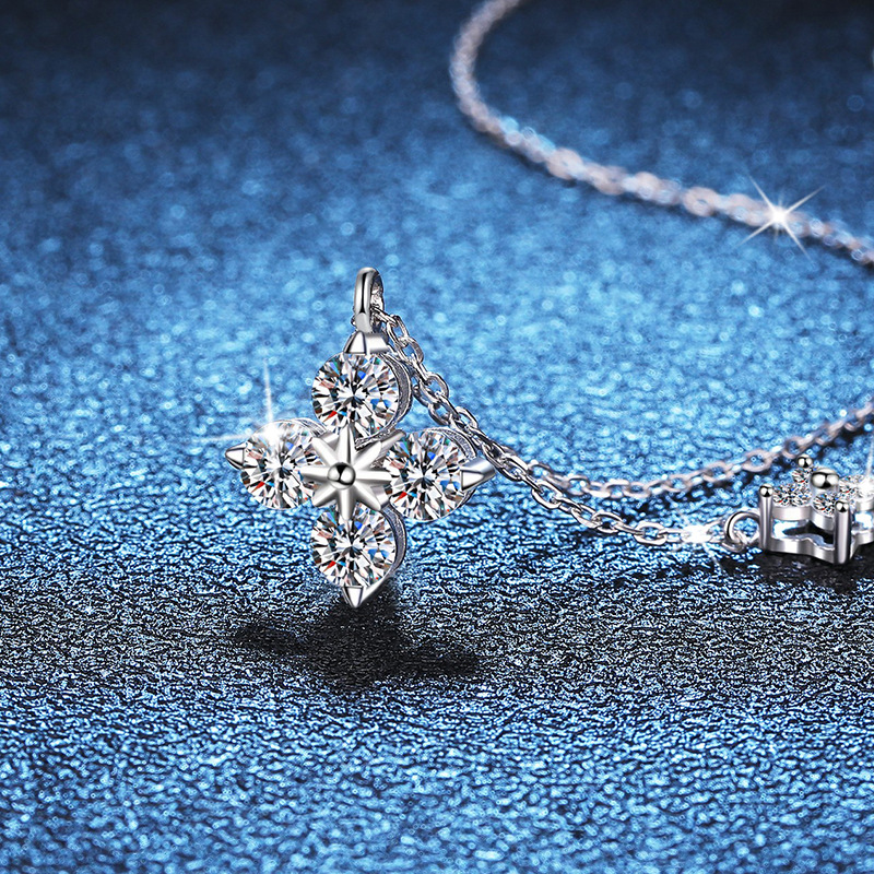 S925 Sterling Silver Four-Leaf Clover Clavicle Necklace with 1.2 Carat Moissanite Pendant - High-End Style, Niche Luxury, Colorfast - Image 3