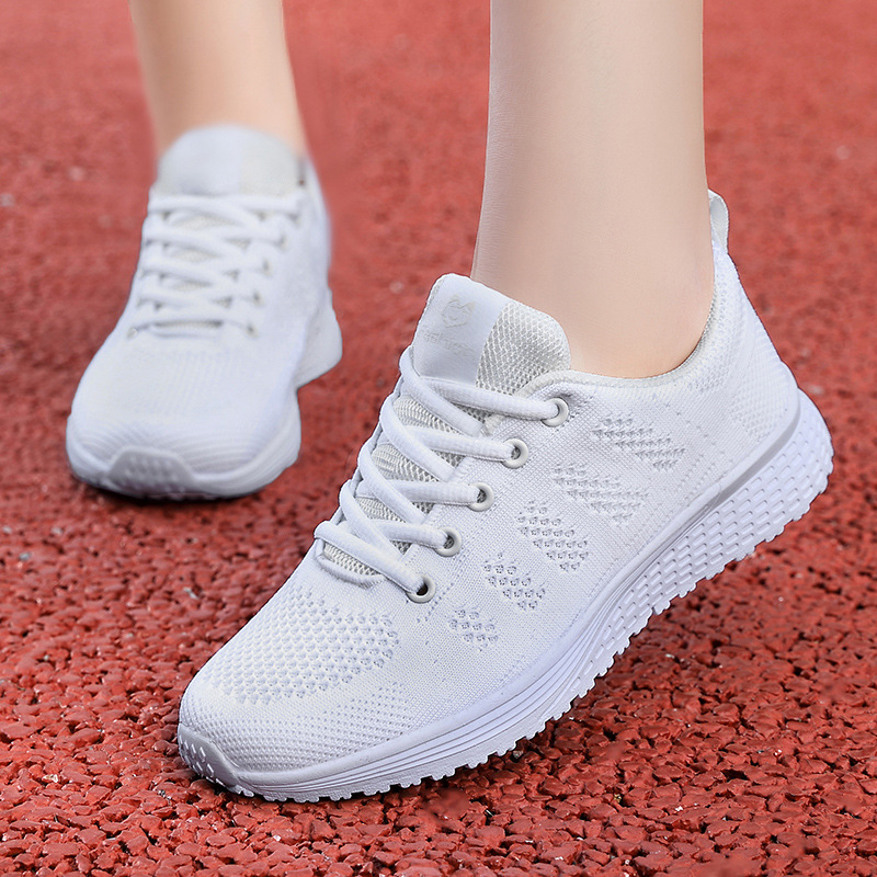 Spring and summer middle-aged and elderly walking shoes, middle-aged mother's sports shoes, women's mesh soft sole non-slip casual travel running shoes - Image 2