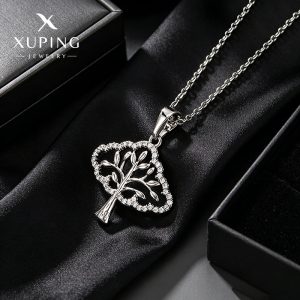 Xuping's new European and American cross-border artificial gemstone hollow tree necklace pendant, a casual and unique design.