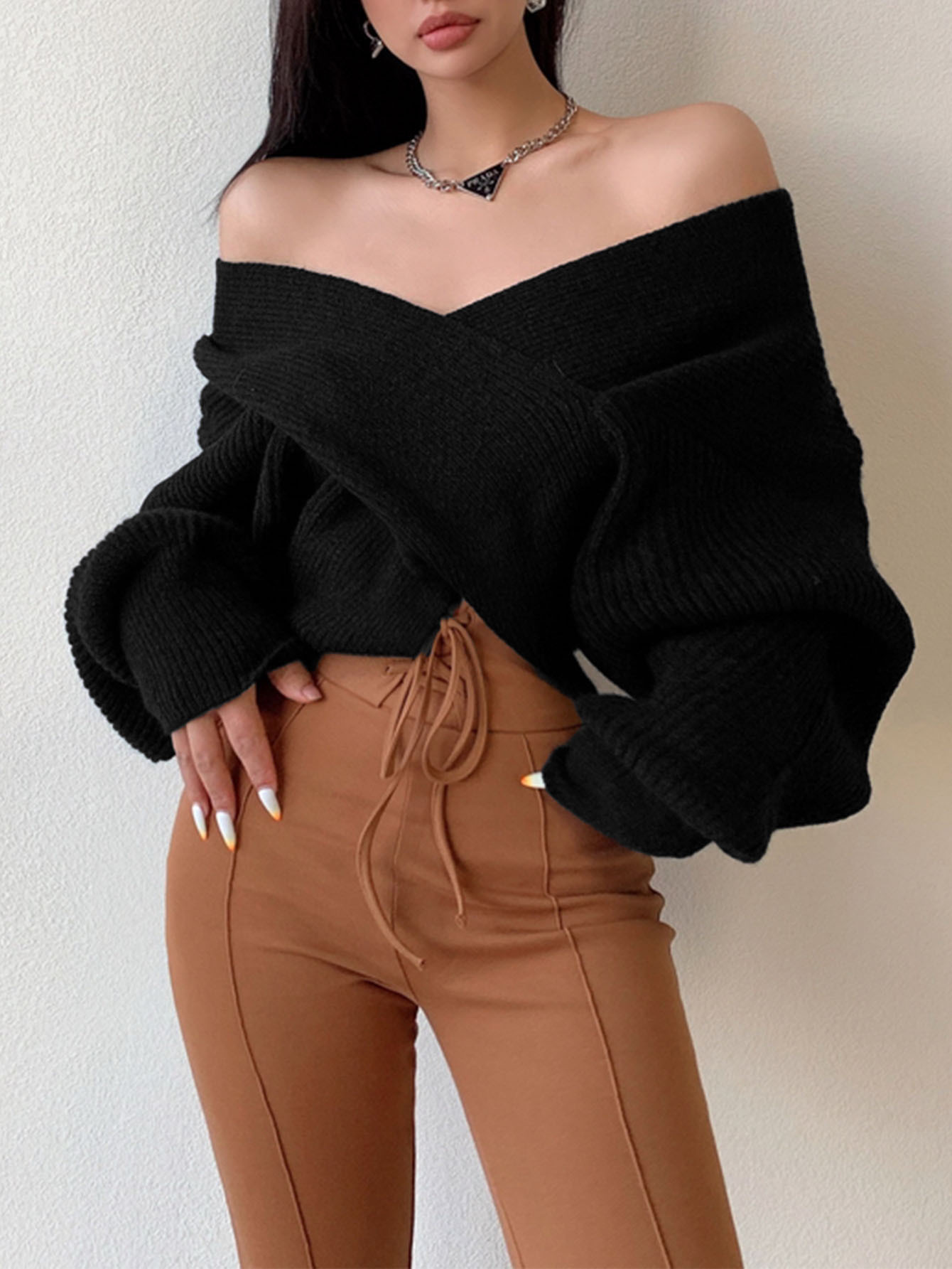European and American cross-border autumn and winter off-shoulder crossover irregular sweater women's new loose short base knitwear - Image 16